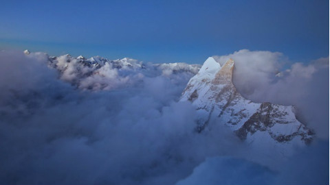 【纪录片 IMBd7.8】攀登梅鲁峰 1080P 中字 -