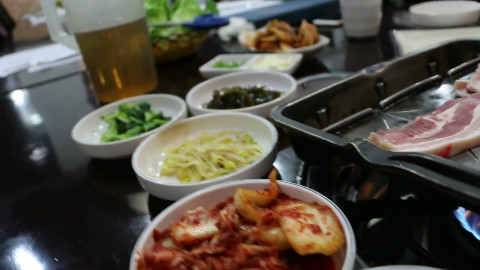 【韩国人在中国的生活】在中国的韩国烤肉店 