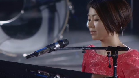 每次听宇多田光这首First love,都会想起第一次