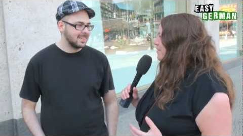 中德英三语字幕 轻松学德语之形容柏林@油兔